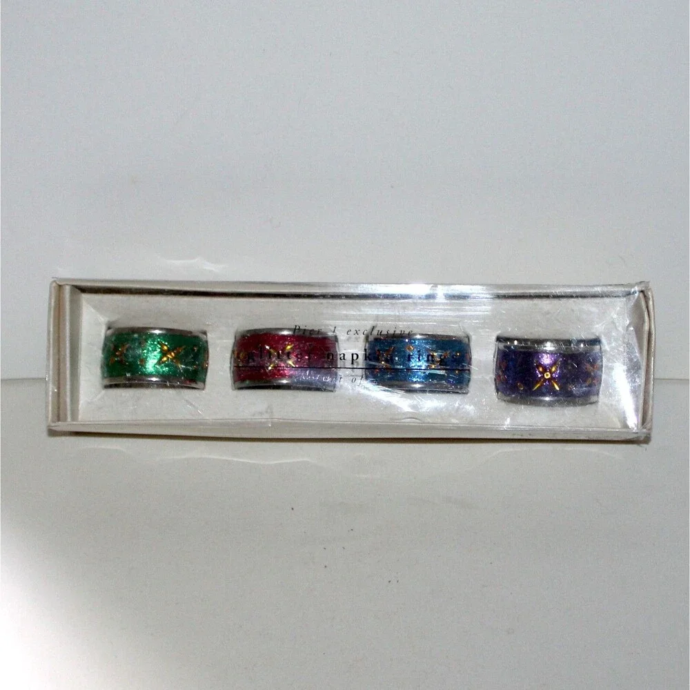 Pier 1 4 Napkin Ring Set glitter metal NEW table decor Boho star